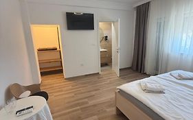 Rooms Stella